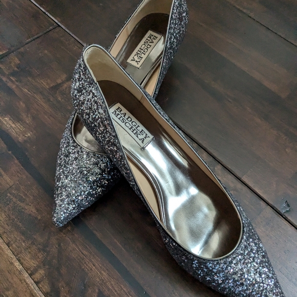 Badgley Mischka kitten heels - Picture 2 of 4